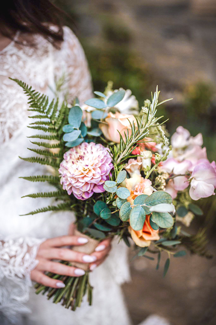 Sweetpea Macfie Chesterfield Wedding Florist