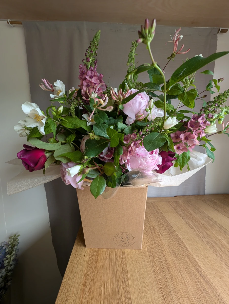 Sweetpea Macfie Chesterfield Florist The Chatsworth - Image 3