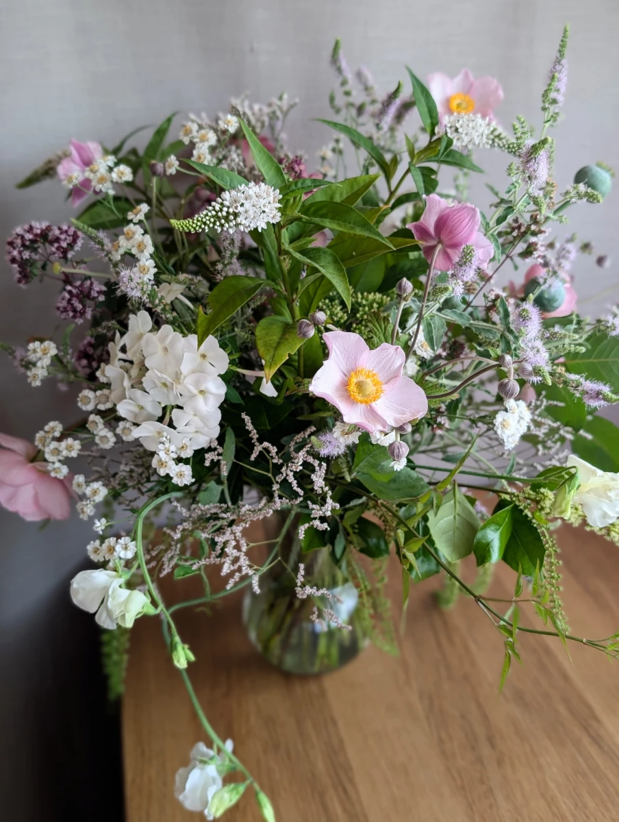 Sweetpea Macfie Chesterfield Florist The Renishaw - Image 2